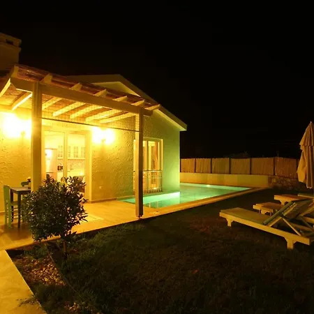 2 Bedroom Private וילה אולודניץ