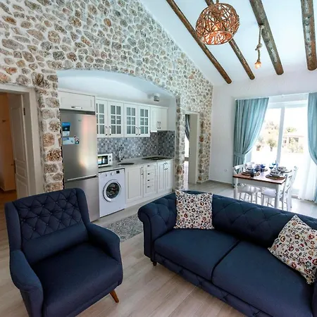 2 Bedroom Private